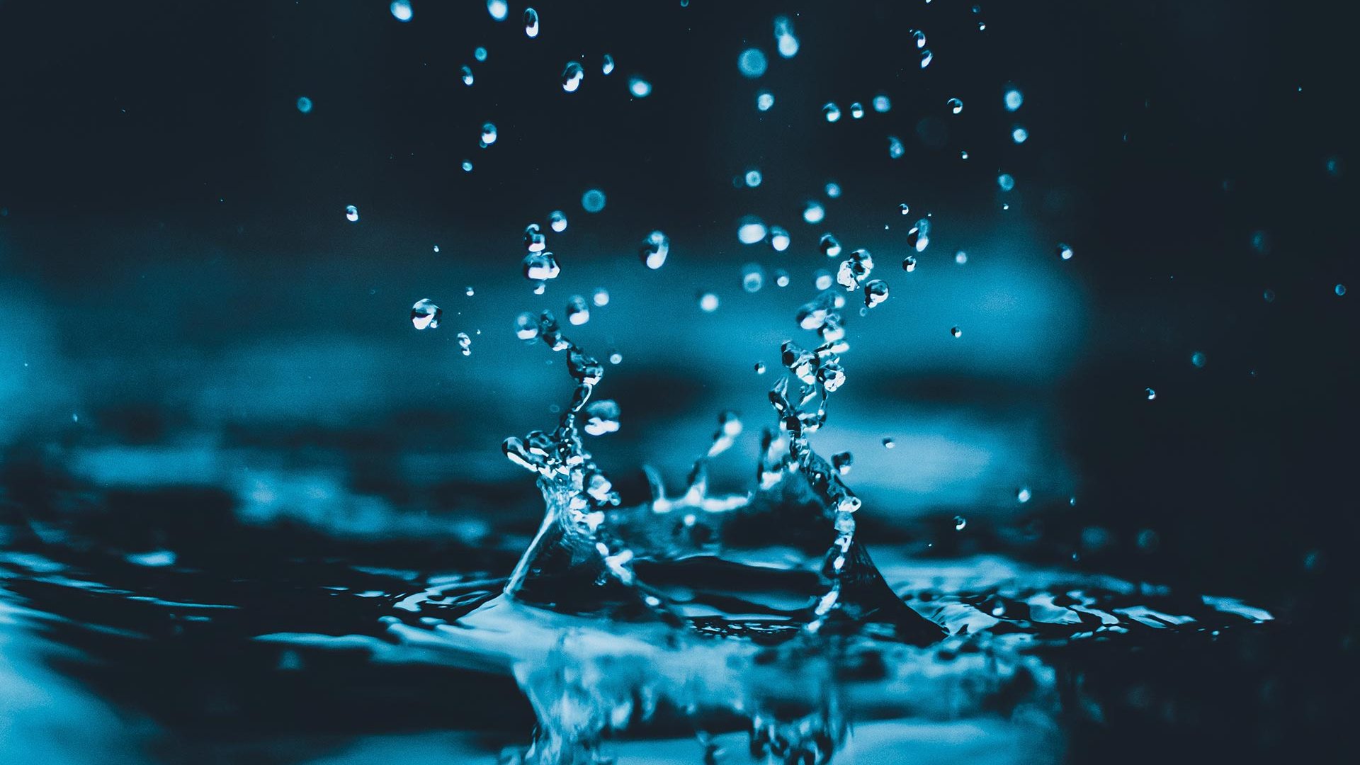 Acrobat Water · frame 2